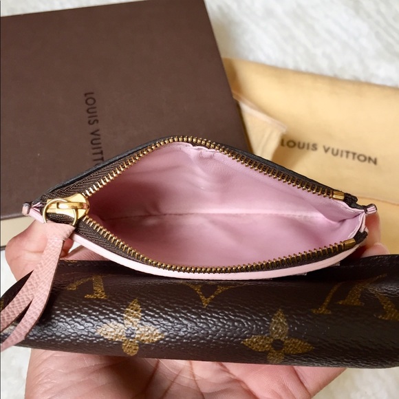 📌SOLD📌Louis Vuitton Victorine Wallet - Picture 9 of 16